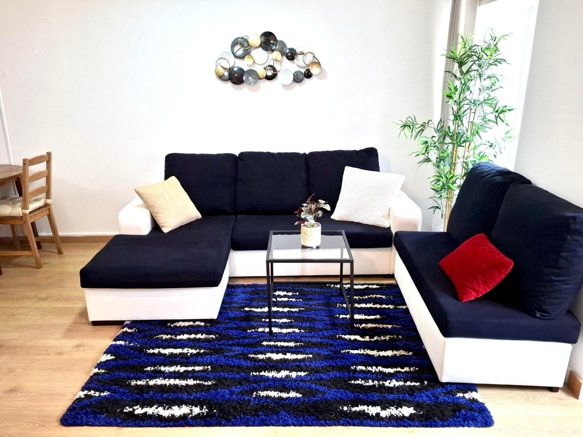 Apartment Helle Und Gemuetliche Im Zentrum *