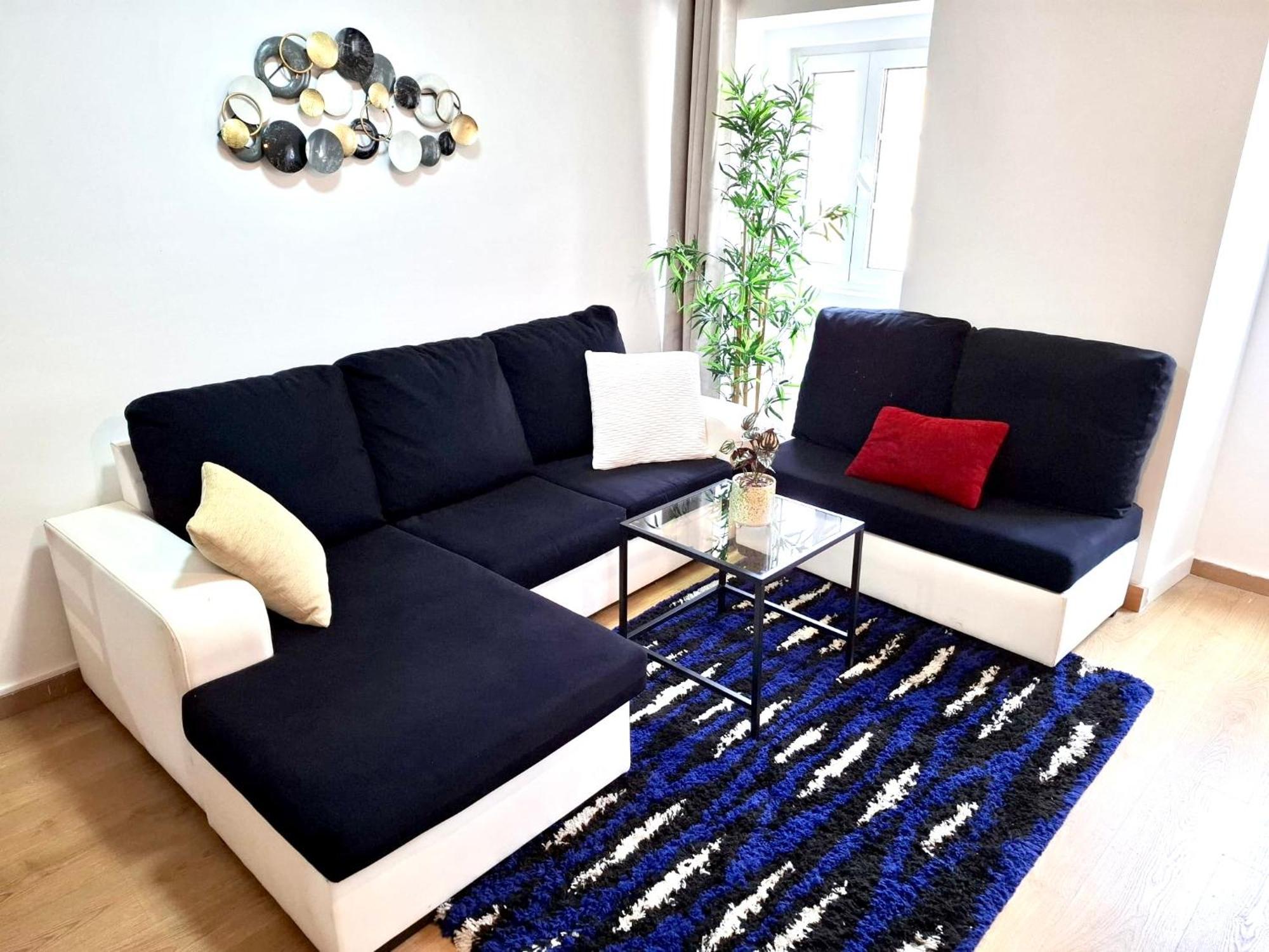 Apartment Helle Und Gemuetliche Im Zentrum Lisbon